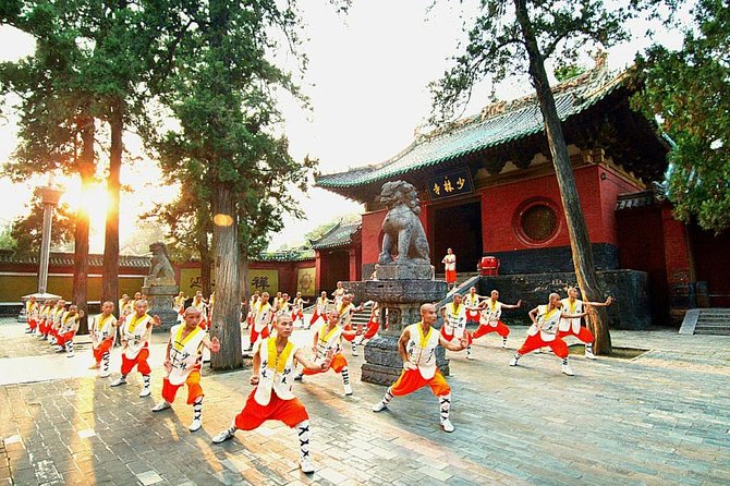 Zhengzhou Private Tour to Shaolin Temple including Kungfu Lesson and Activities - Lunch, Timing, and How to Keep the Day Comfortable