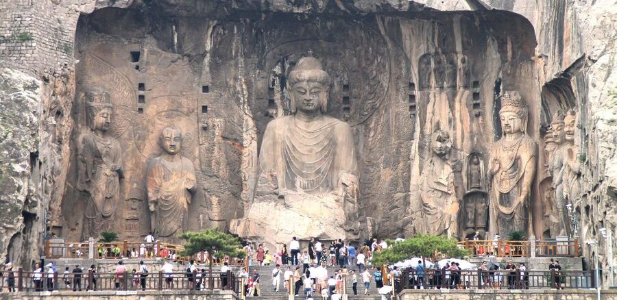 Zhengzhou: Private Tour to Shaolin Temple & Longmen Grottoes - Door to Door in Zhengzhou, Without the Rushed Feeling