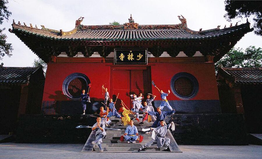 Zhengzhou: Private Tour to Shaolin Temple & Longmen Grottoes - How the Private Format Helps You Actually Enjoy the UNESCO Sites