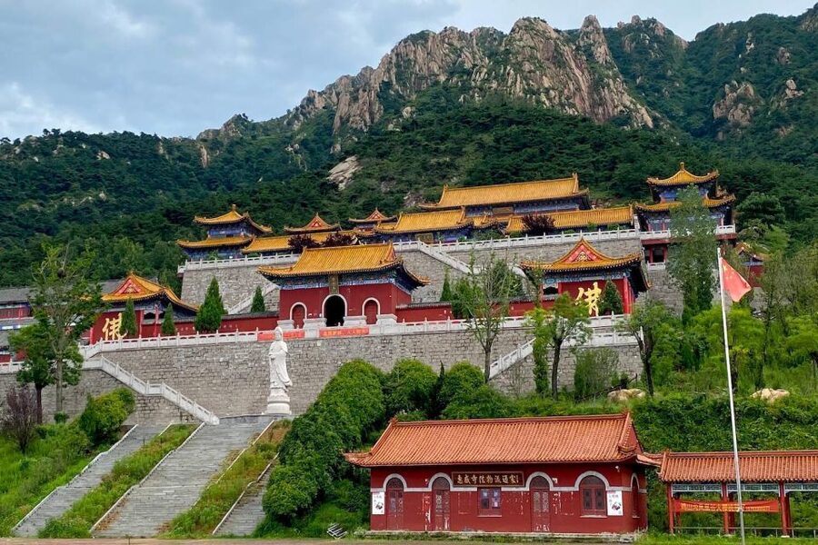 Zhengzhou: Private Tour to Shaolin Temple & Longmen Grottoes - Who Should Book This Tour (and who might not)