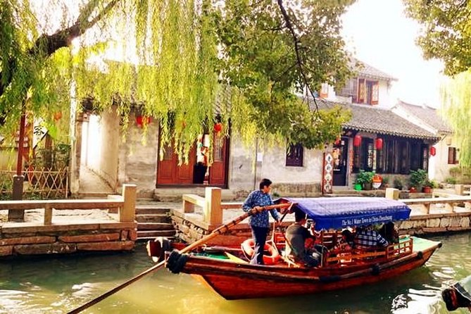 Zhouzhuang and Tongli Self-Guided Tour from Suzhou with Drop-off Options - Stop 1: Tongli Town, canals, Tuisi Garden, and lucky bridges