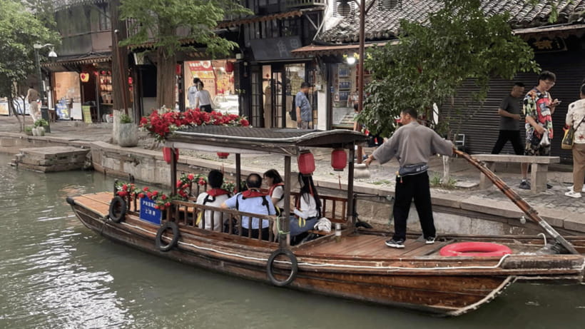 Zhujiajiao & Shanghai:Small Group Tour Water Town to Skyline - A smart “old to new” Shanghai day without the stress
