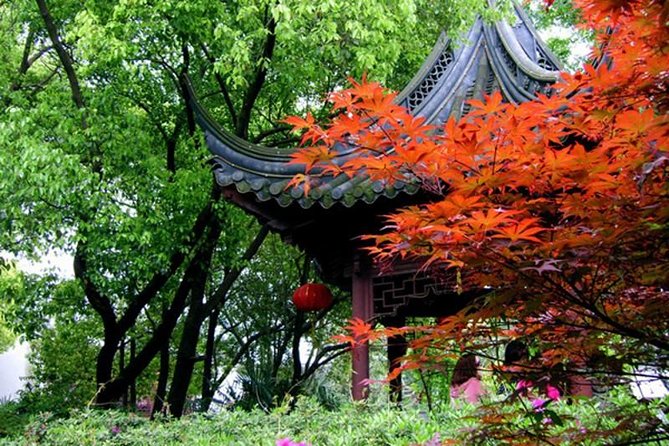 Zhujiajiao Water Town Tour from Shanghai with Boat Ride Option - Food, Shopping, and How to Spend Your Free Time Wisely