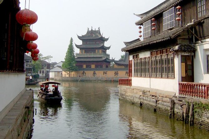 Zhujiajiao Water Village & Seven Treasure Town Day Tour from Shanghai - Zhujiiajiao Ancient Town: Ming-and-Qing Streets and the Five-Arch Bridge